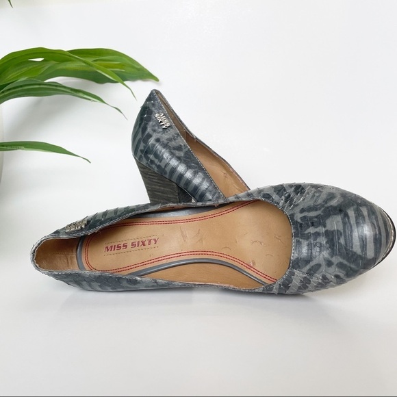 Miss Sixty Pumps Gray Leather Alligator print pumps 38.5/8 - Picture 5 of 11
